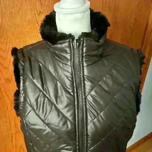 Nicole Miller Original Puffer Faux Fur Women’s Vest Black Medium Reversible - Picture 2 of 14